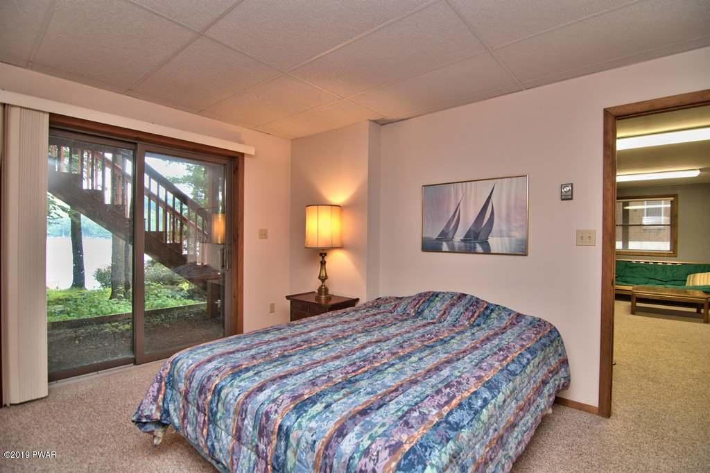 2045 Roamingwood Road Lake Ariel, PA 18436 - Photo 35 of 88