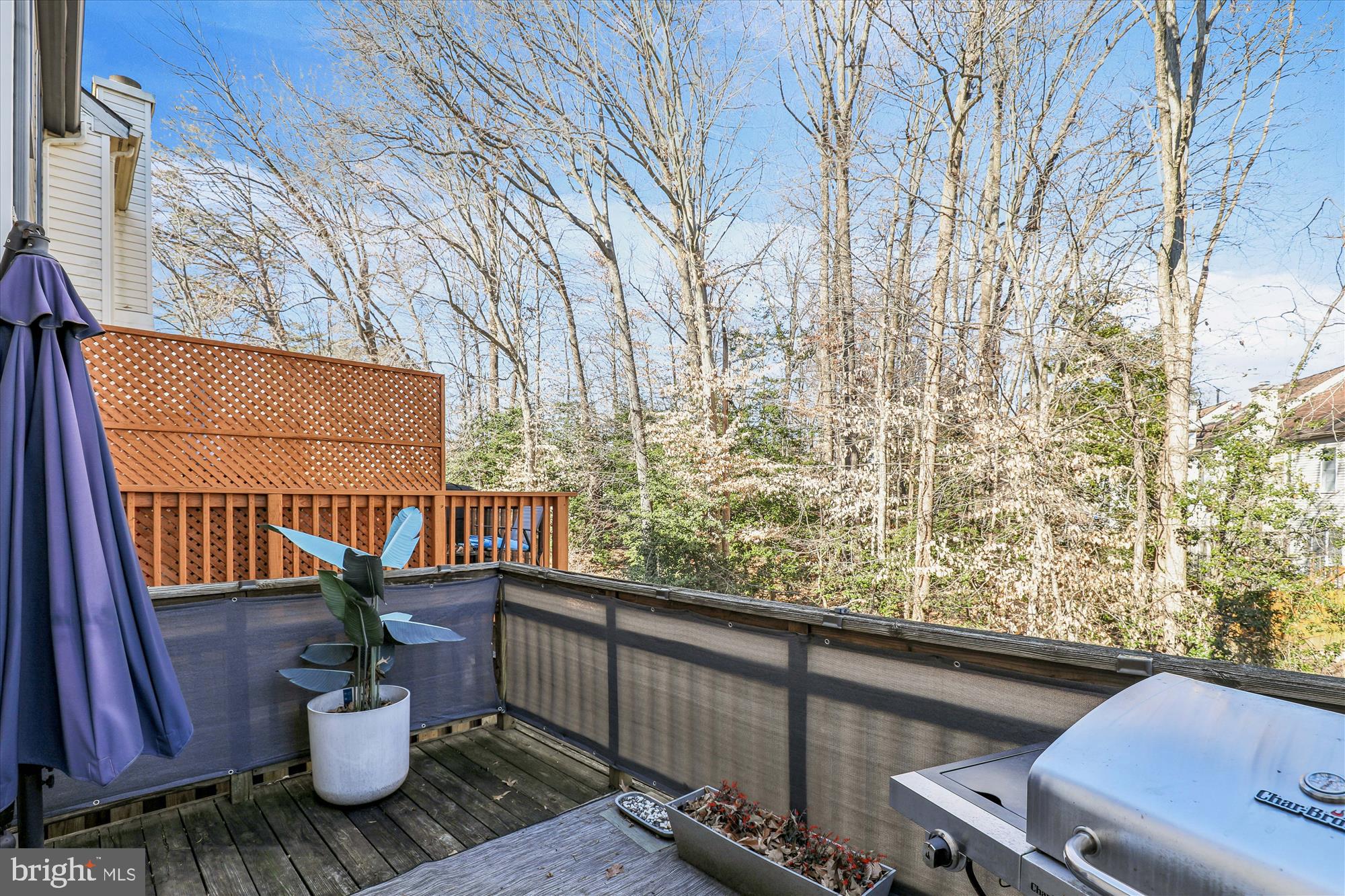 4232 Devonwood Way Woodbridge, VA 22192 - Photo 20 of 33 Deck