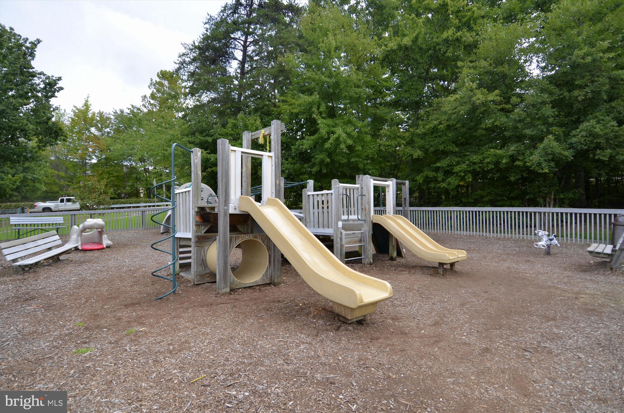 4232 Devonwood Way Woodbridge, VA 22192 - Photo 25 of 33 Westridge Playground