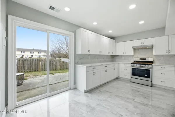 $299,000 | 31 Sawmill Road, Unit 235, Brick, NJ 08724