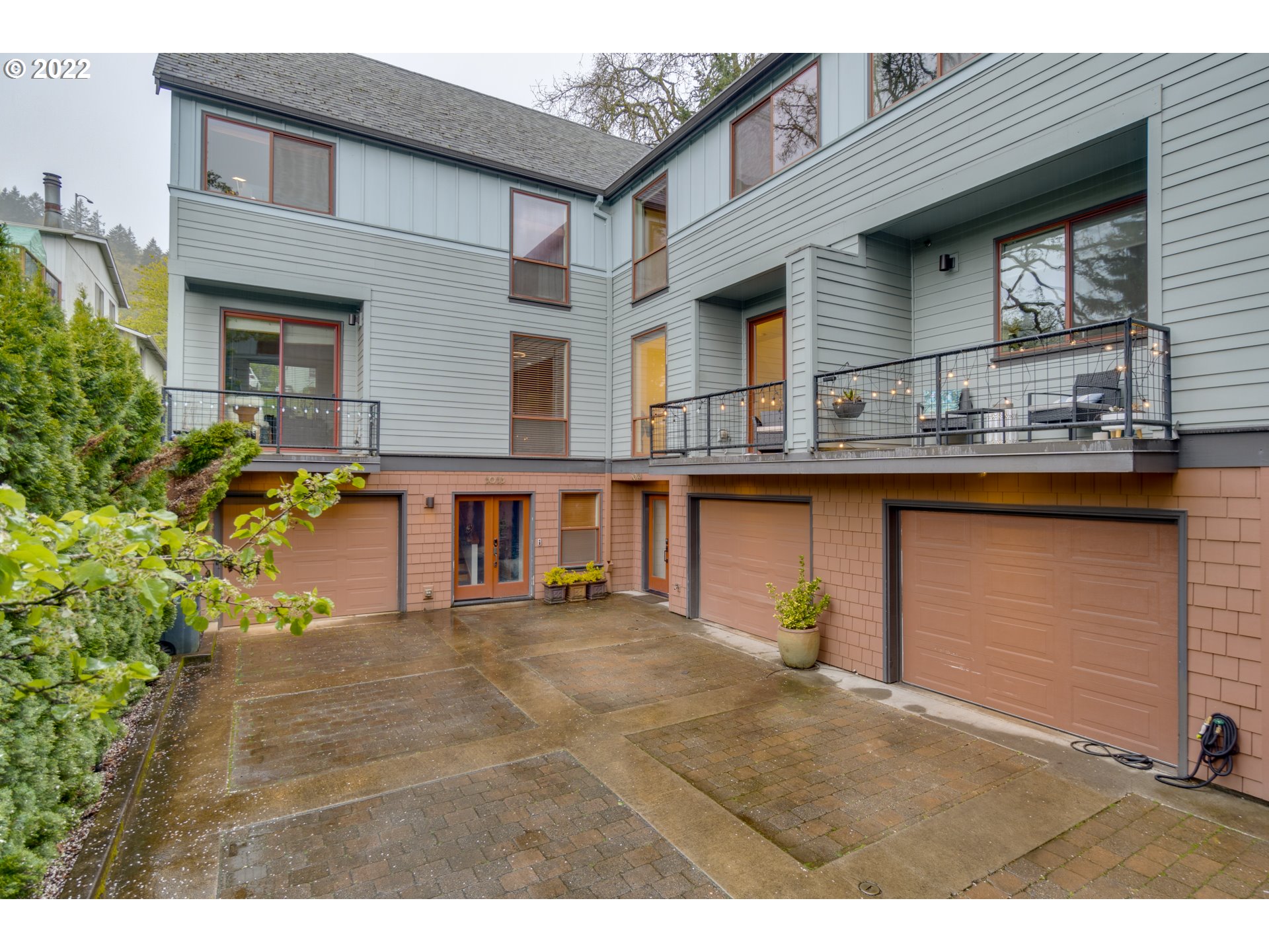 5049 Southwest View Point Terrace Portland, OR 97239 - Photo 1 of 26 Gallery Image 1