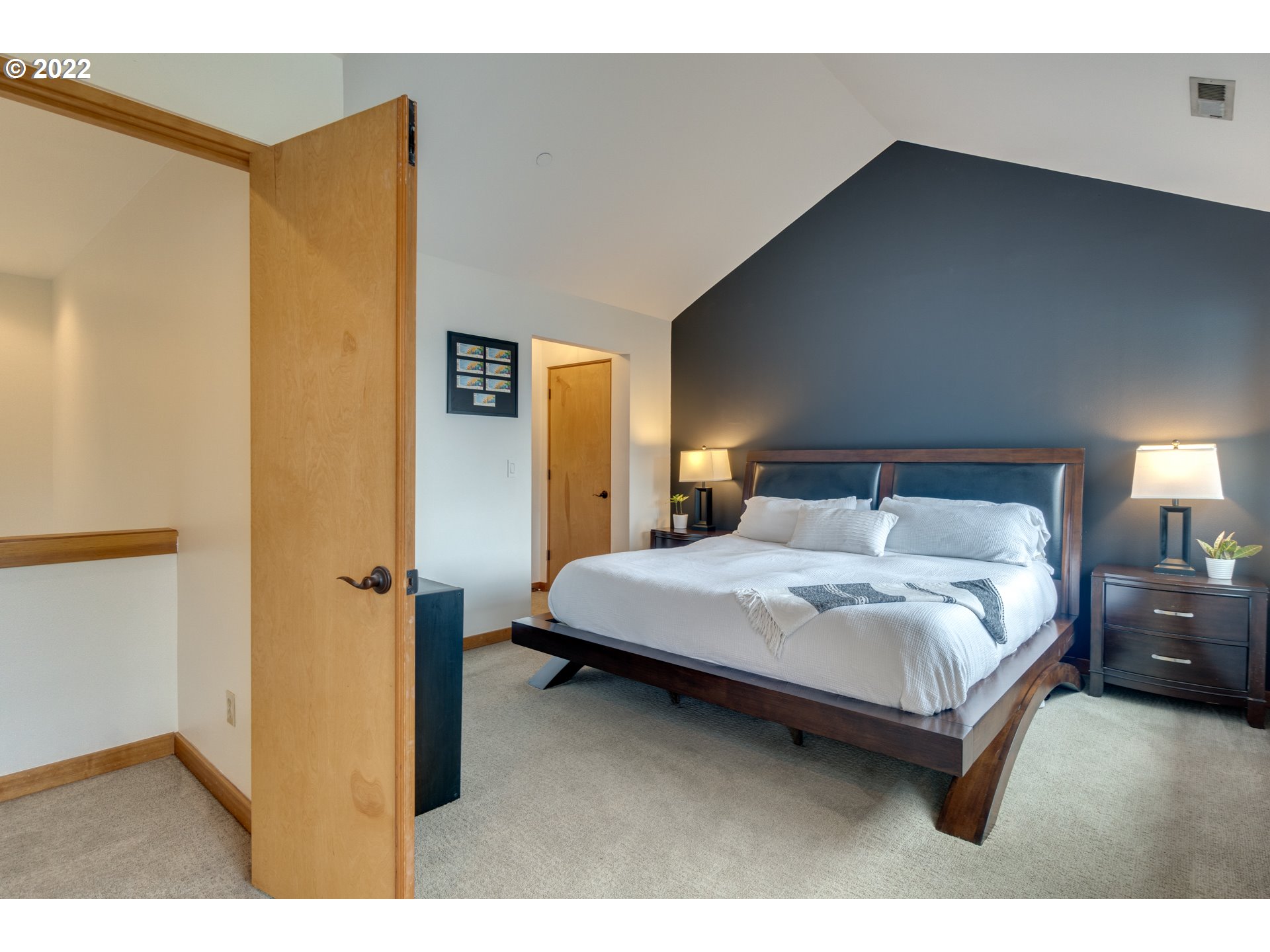 5049 Southwest View Point Terrace Portland, OR 97239 - Photo 12 of 26 Primary Bedroom