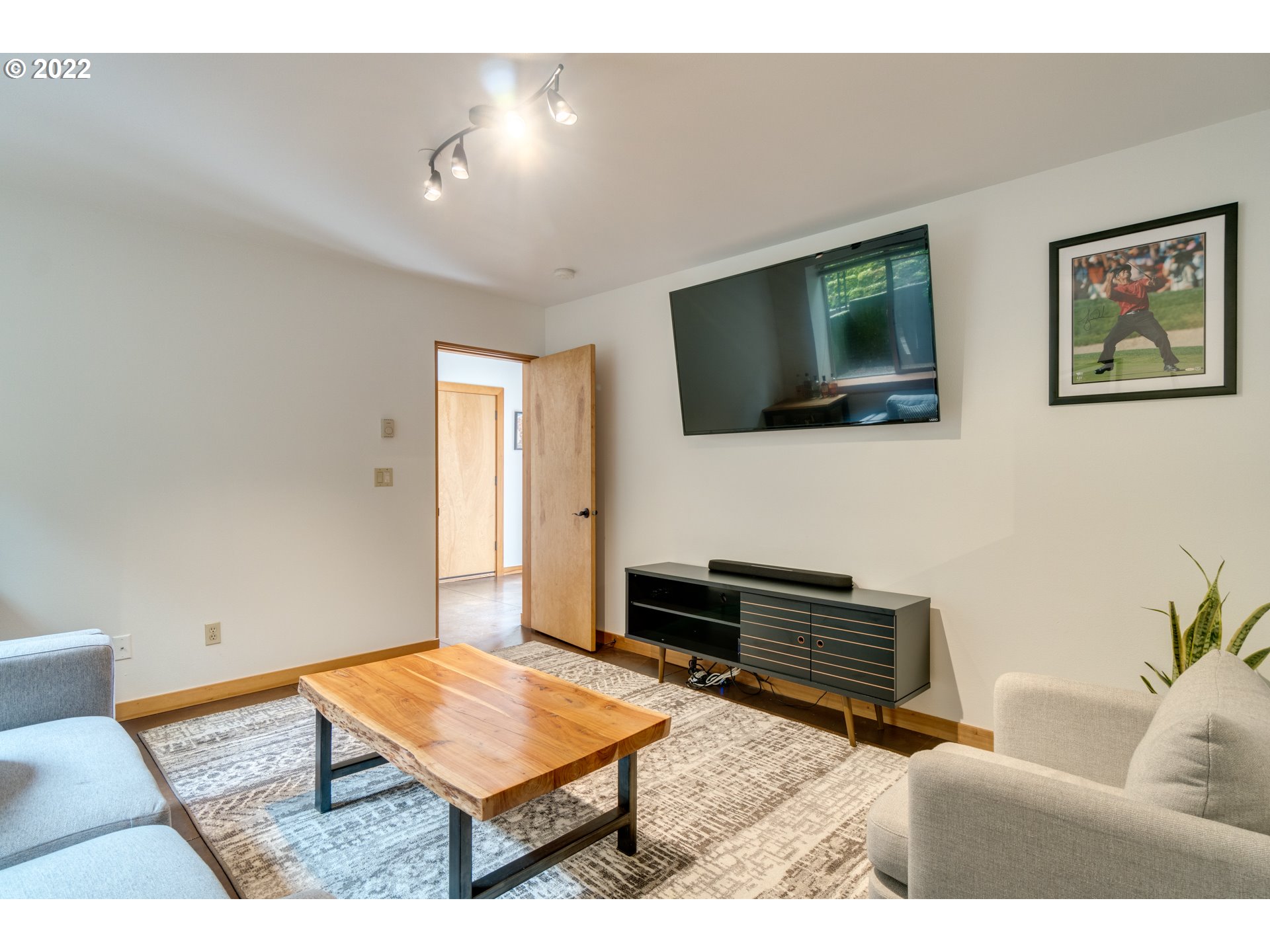 5049 Southwest View Point Terrace Portland, OR 97239 - Photo 20 of 26 Bedroom