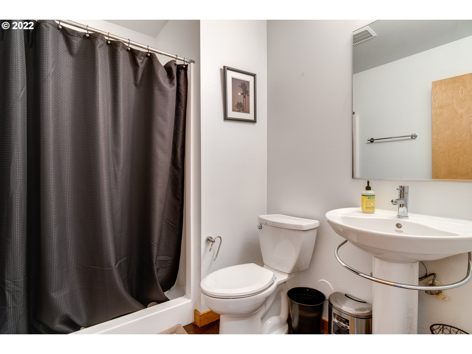 5049 Southwest View Point Terrace Portland, OR 97239 - Photo 22 of 26 Gallery Image 22