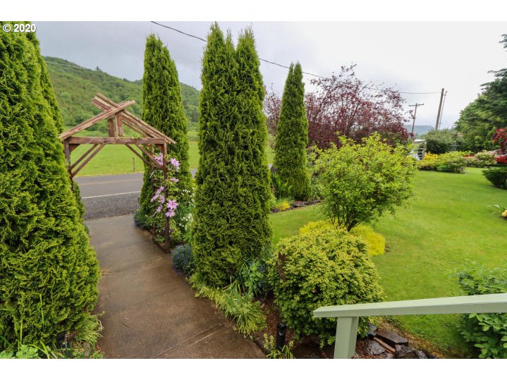 25495 Blaine Road Beaver, OR 97108 - Photo 4 of 32 Gallery Image 4