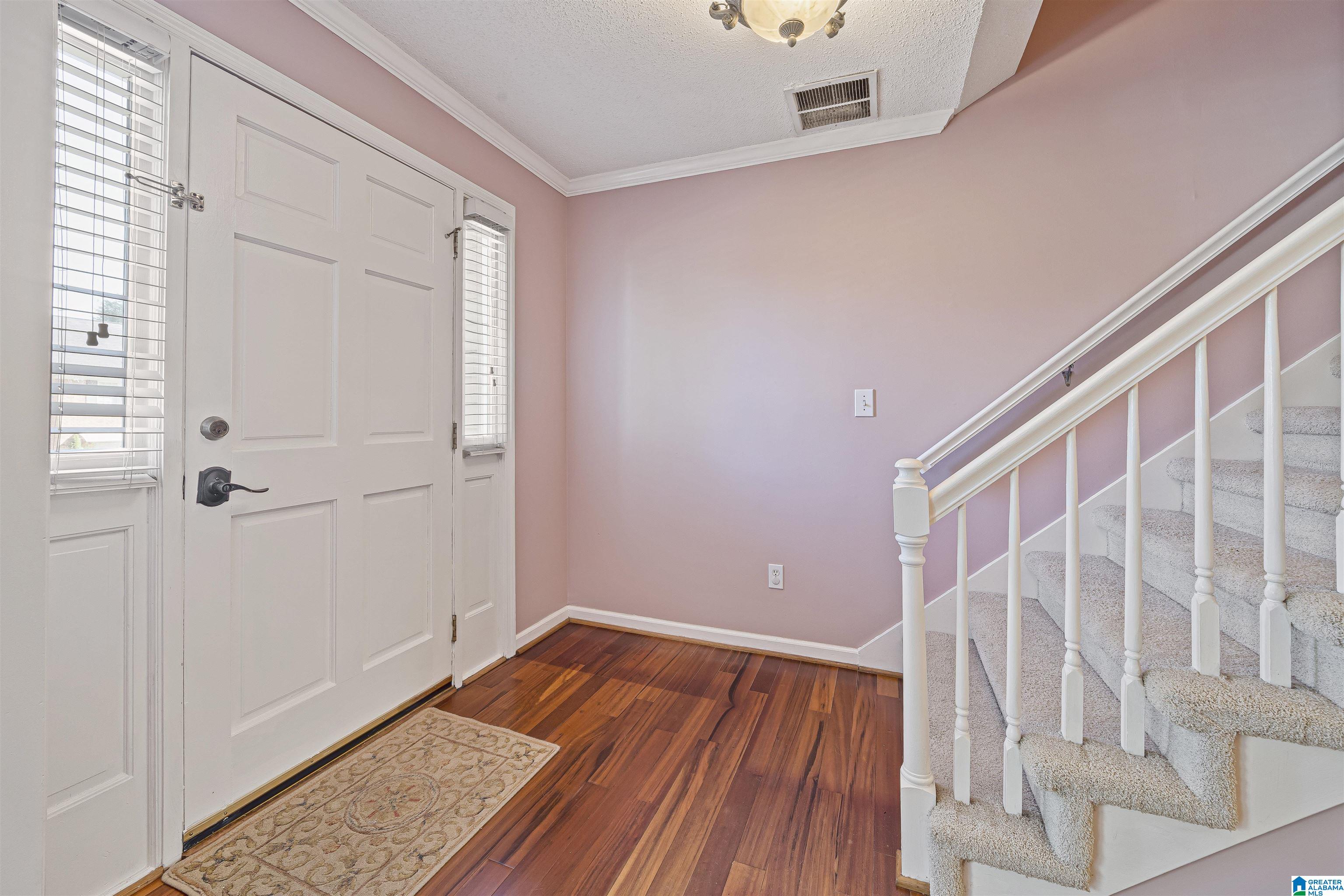 502 Old Rocky Ridge Lane Birmingham, AL 35216 - Photo 2 of 37