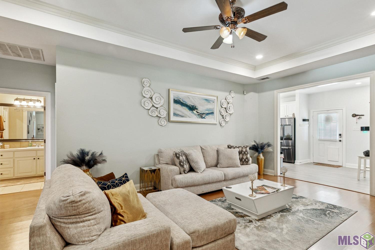 40435 Cross Ridge Avenue Gonzales, LA 70737 - Photo 4 of 11 Gallery Image 4