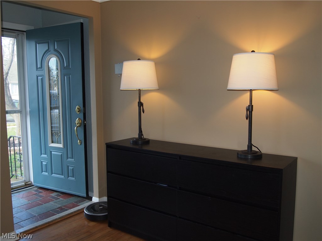 4936 Corliss Road Cleveland, OH 44124 - Photo 5 of 22 Gallery Image 5