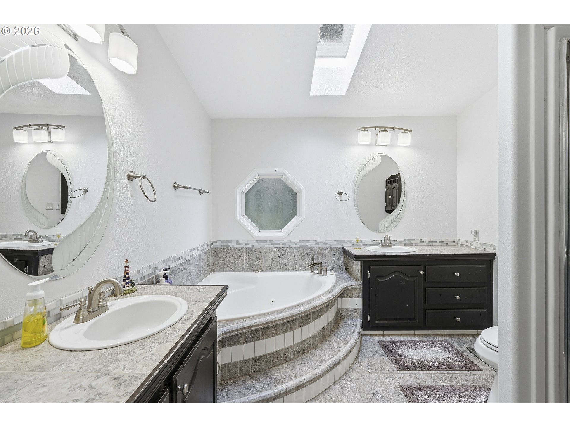 18530 South Fischers Mill Road Oregon City, OR 97045 - Photo 22 of 45 Bedroom, Primary