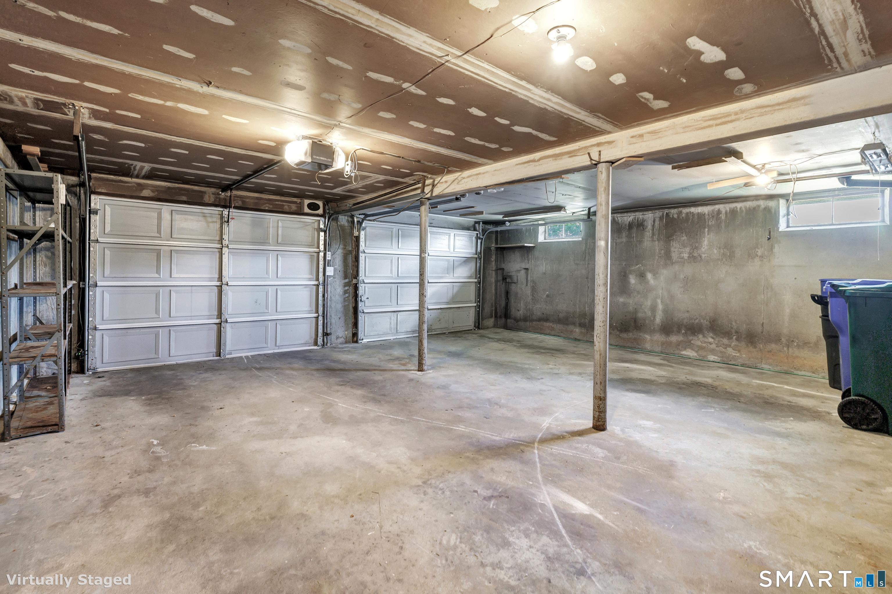 175 Post Oak Road Stratford, CT 06614 - Photo 26 of 33 2 CAR GARAGE