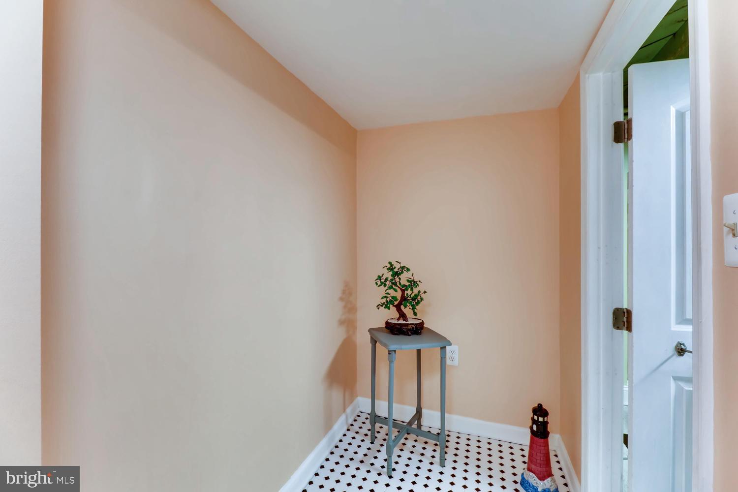 412 Riverside Road Baltimore, MD 21221 - Photo 27 of 29