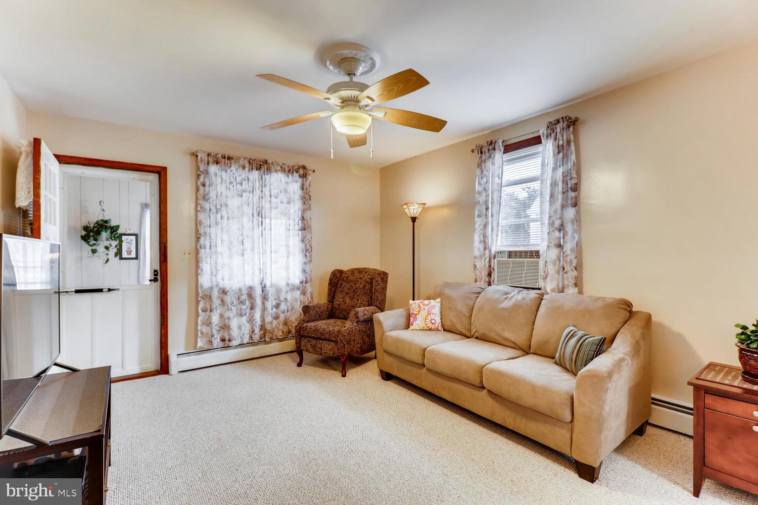 412 Riverside Road Baltimore, MD 21221 - Photo 7 of 29