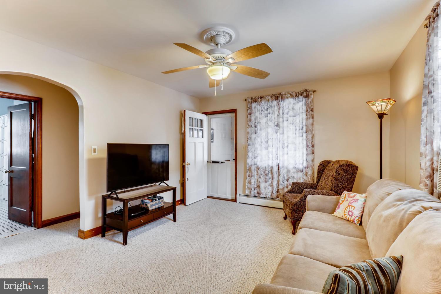 412 Riverside Road Baltimore, MD 21221 - Photo 8 of 29