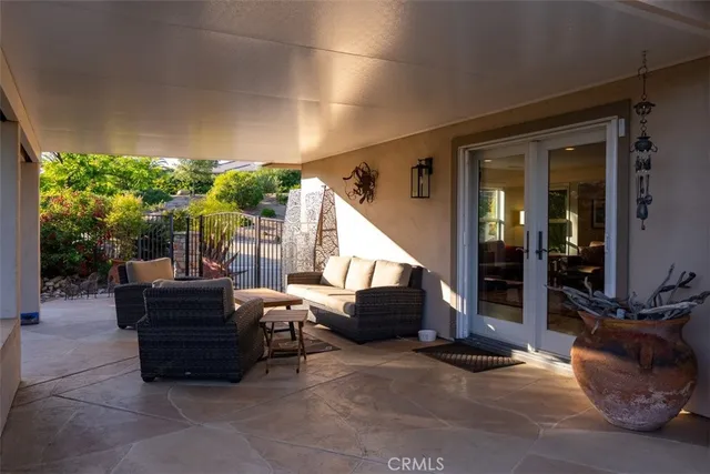 $2,000,000 | 2035 Calle Pattito, Templeton, CA 93465