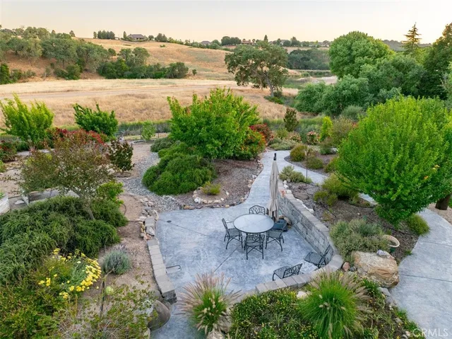 $2,000,000 | 2035 Calle Pattito, Templeton, CA 93465