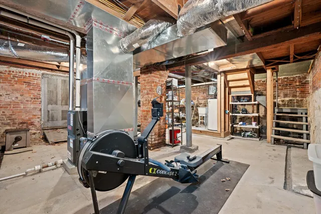 $293,000 | 219 Brunswick Avenue, Gardiner, ME 04345