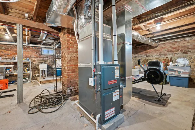 $293,000 | 219 Brunswick Avenue, Gardiner, ME 04345