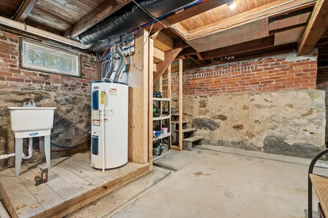 $293,000 | 219 Brunswick Avenue, Gardiner, ME 04345