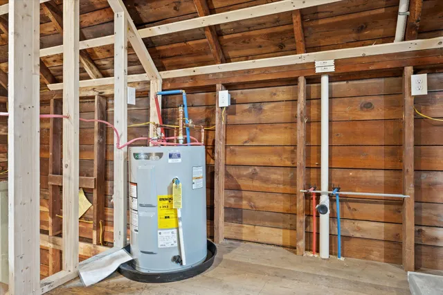 $293,000 | 219 Brunswick Avenue, Gardiner, ME 04345