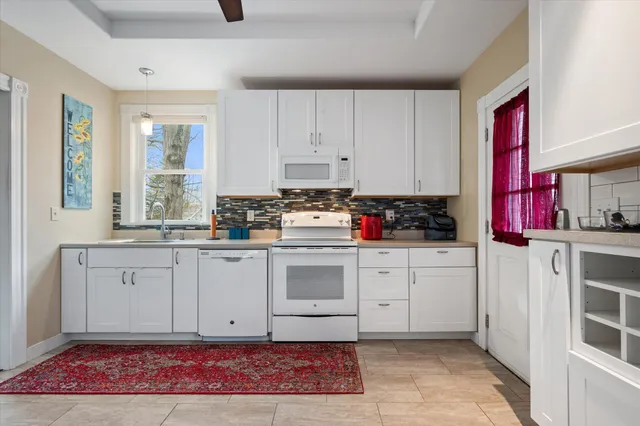 $293,000 | 219 Brunswick Avenue, Gardiner, ME 04345