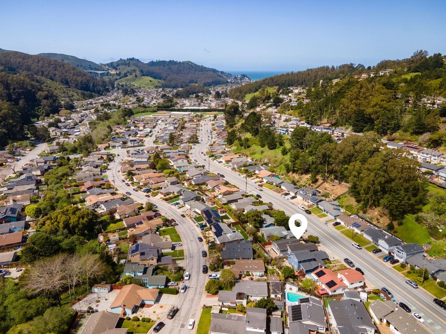 1572 Linda Mar Boulevard Pacifica, CA 94044 - Photo 25 of 25 view of city and mountain