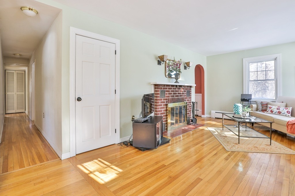 63 Bailey Road Andover, MA 01810 - Photo 10 of 30