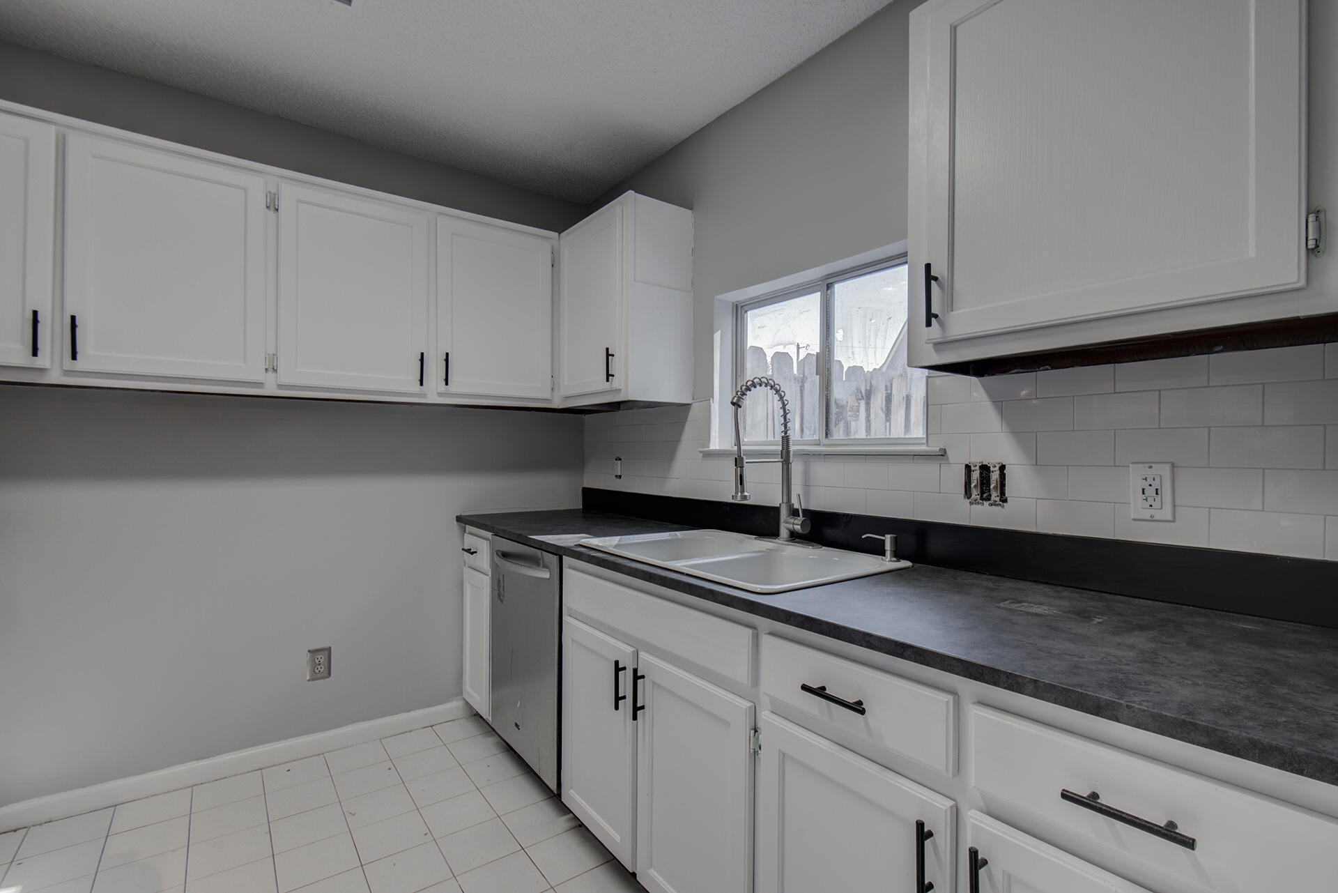 7528 Eric Drive Chattanooga, TN 37421 - Photo 11 of 23 KHP11 (23)