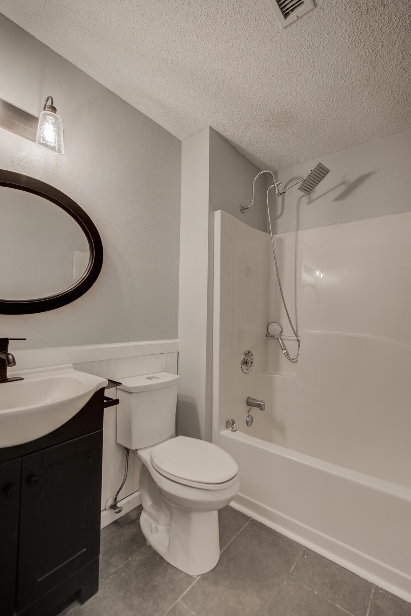 7528 Eric Drive Chattanooga, TN 37421 - Photo 5 of 23 KHP05 (23)