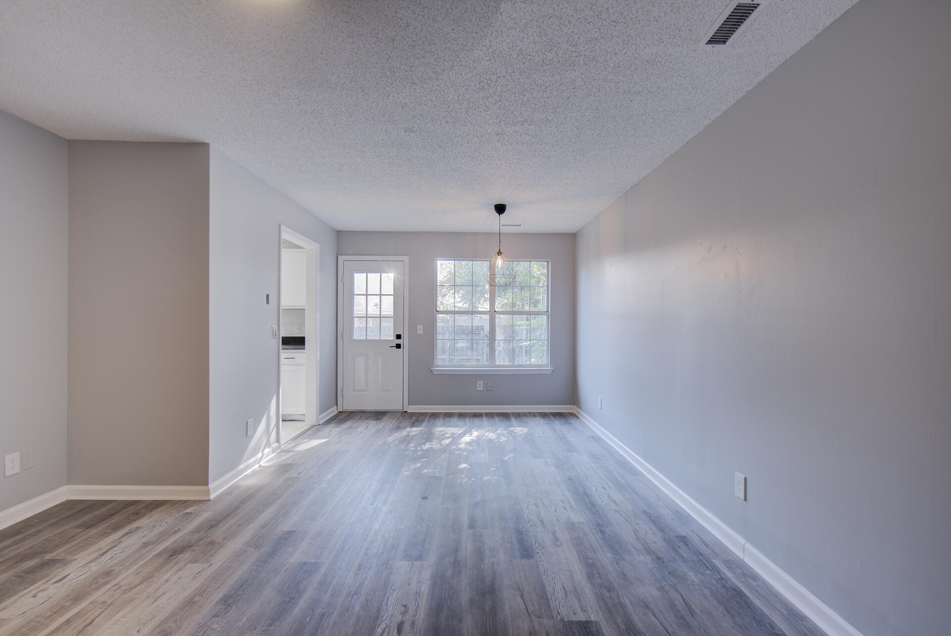 7528 Eric Drive Chattanooga, TN 37421 - Photo 6 of 23 KHP06 (24)