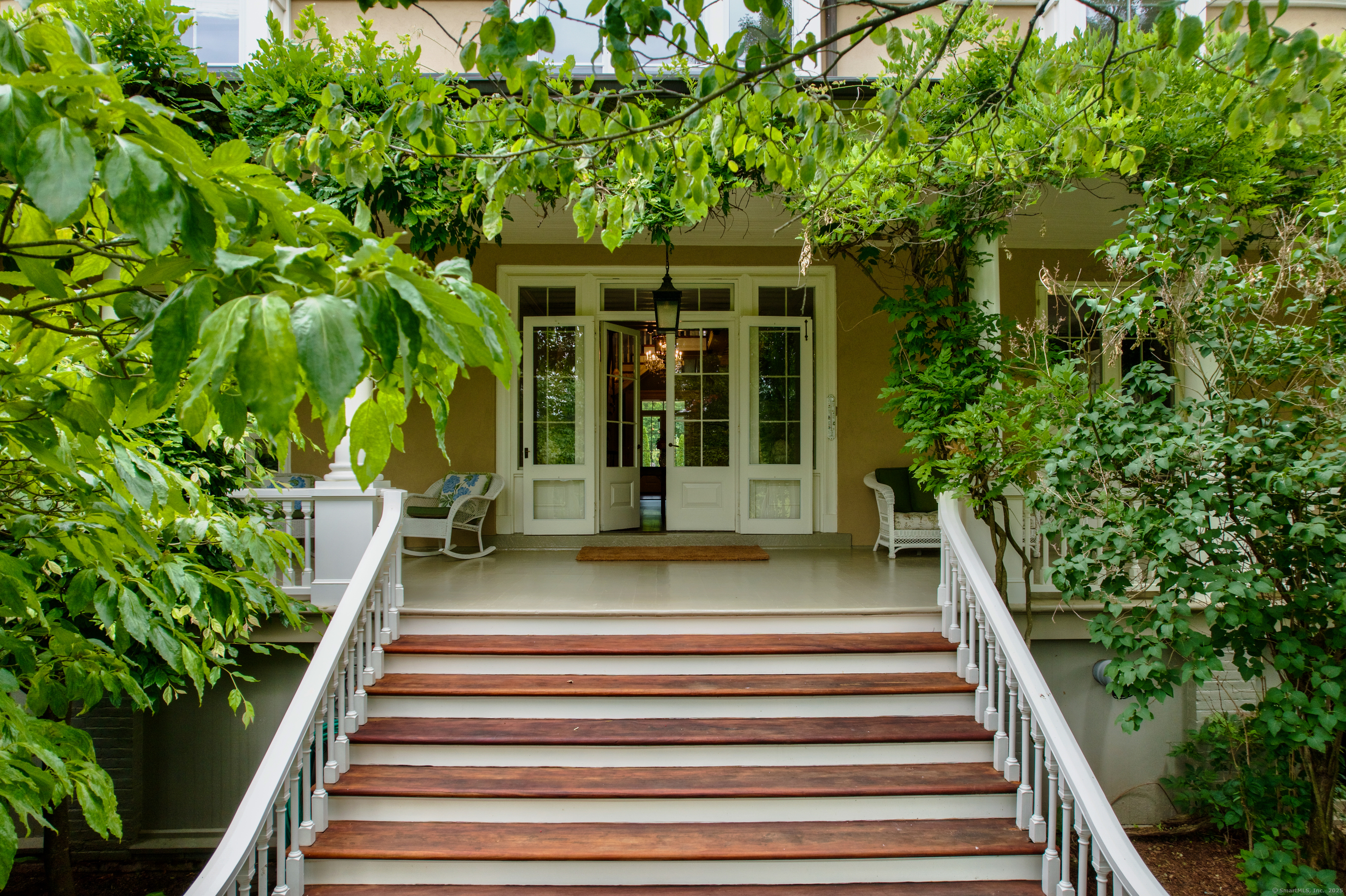 11 Mountain Spring Road Farmington, CT 06032 - Photo 8 of 40