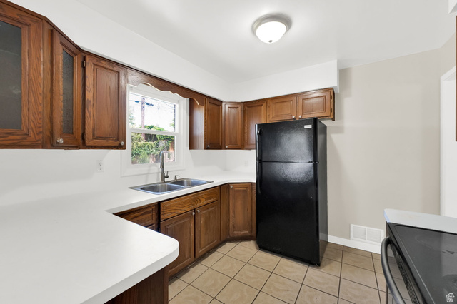 565 East 400 South Clearfield, UT 84015 - Photo 6 of 23