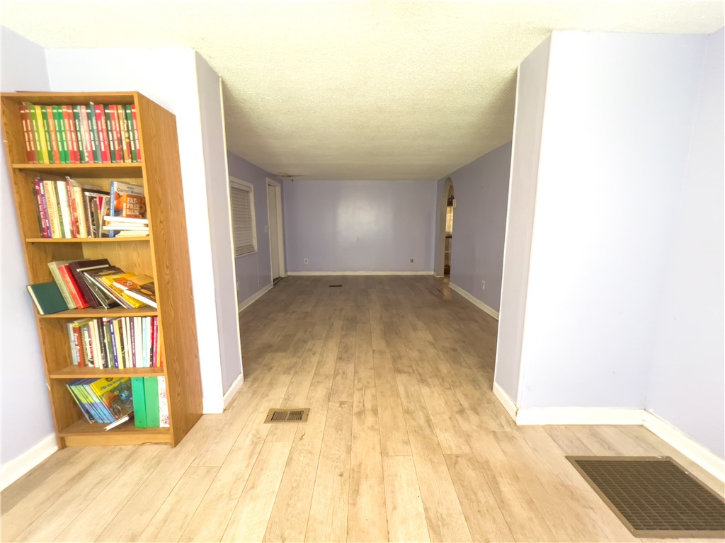 216 Harvey Road Brunswick, GA 31525 - Photo 11 of 32