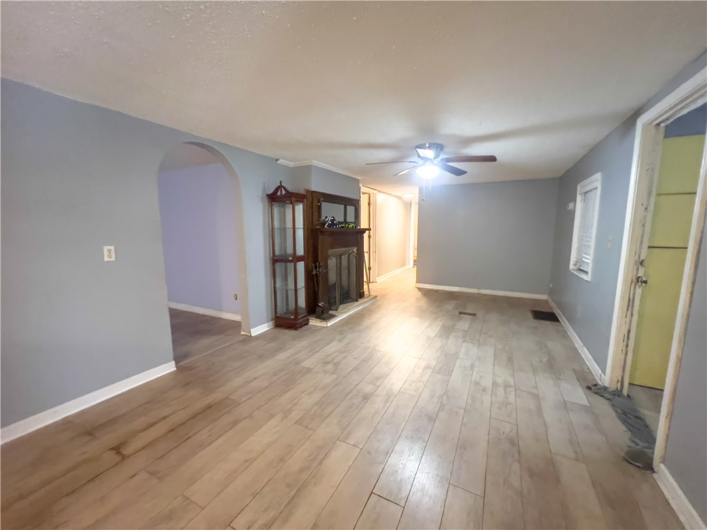 216 Harvey Road Brunswick, GA 31525 - Photo 7 of 32