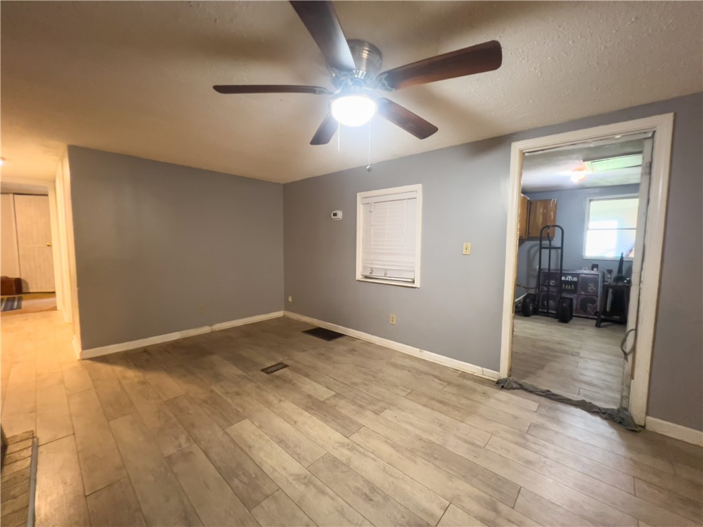 216 Harvey Road Brunswick, GA 31525 - Photo 8 of 32