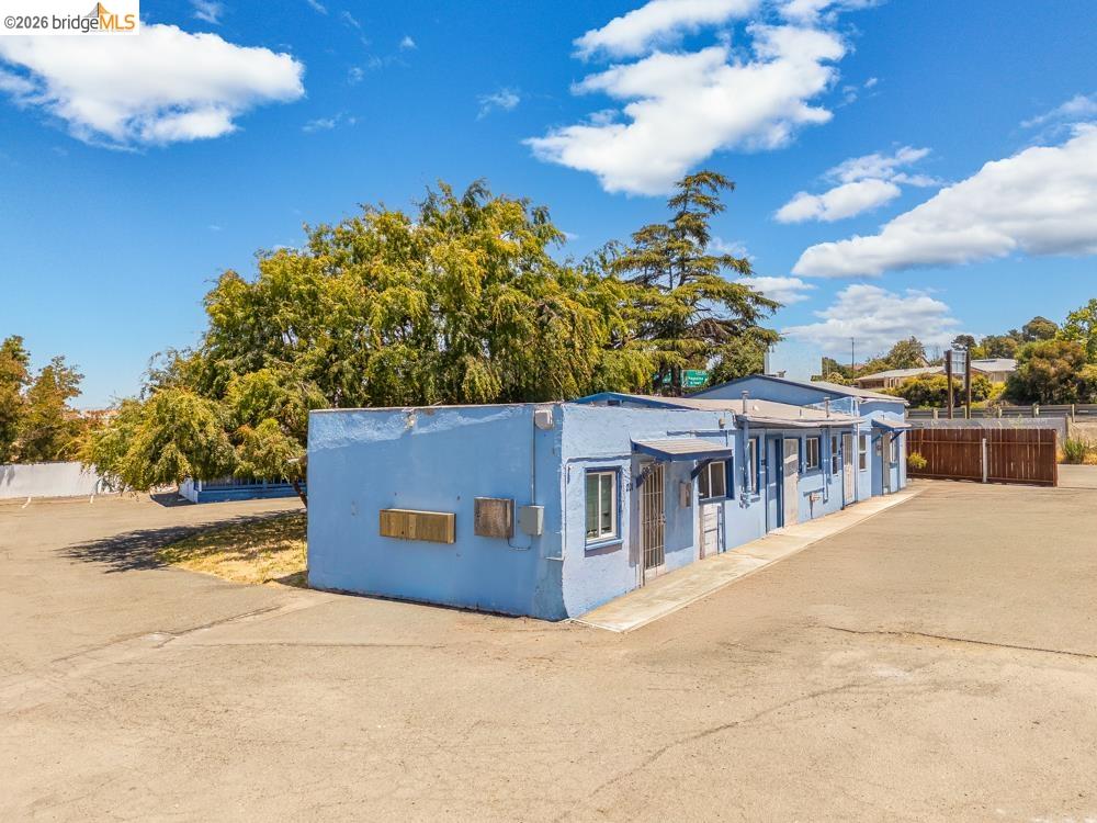 121 Lincoln Road East Vallejo, CA 94590 - Photo 5 of 15 View of property