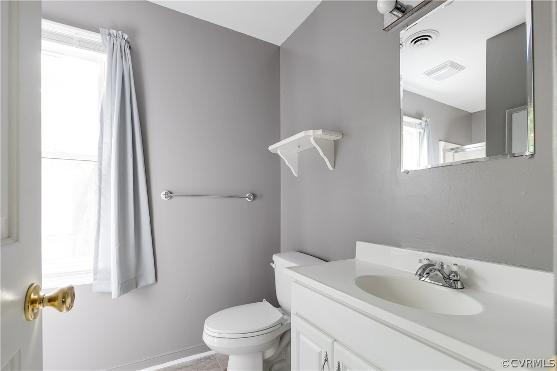 13618 Cradle Hill Road Midlothian, VA 23112 - Photo 15 of 23 En-Suite bathroom