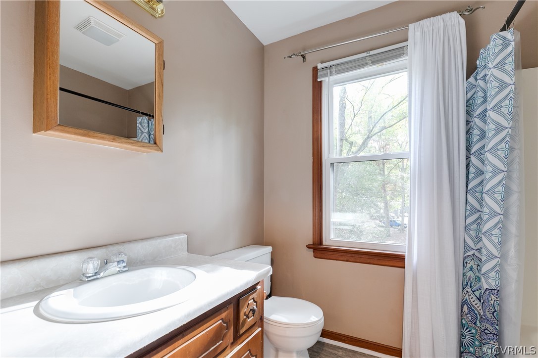 13618 Cradle Hill Road Midlothian, VA 23112 - Photo 20 of 23 Hall bathroom