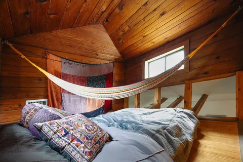 $615,000 | 2102 East 17th Street, Austin, TX 78702