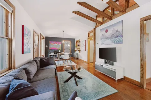 $615,000 | 2102 East 17th Street, Austin, TX 78702