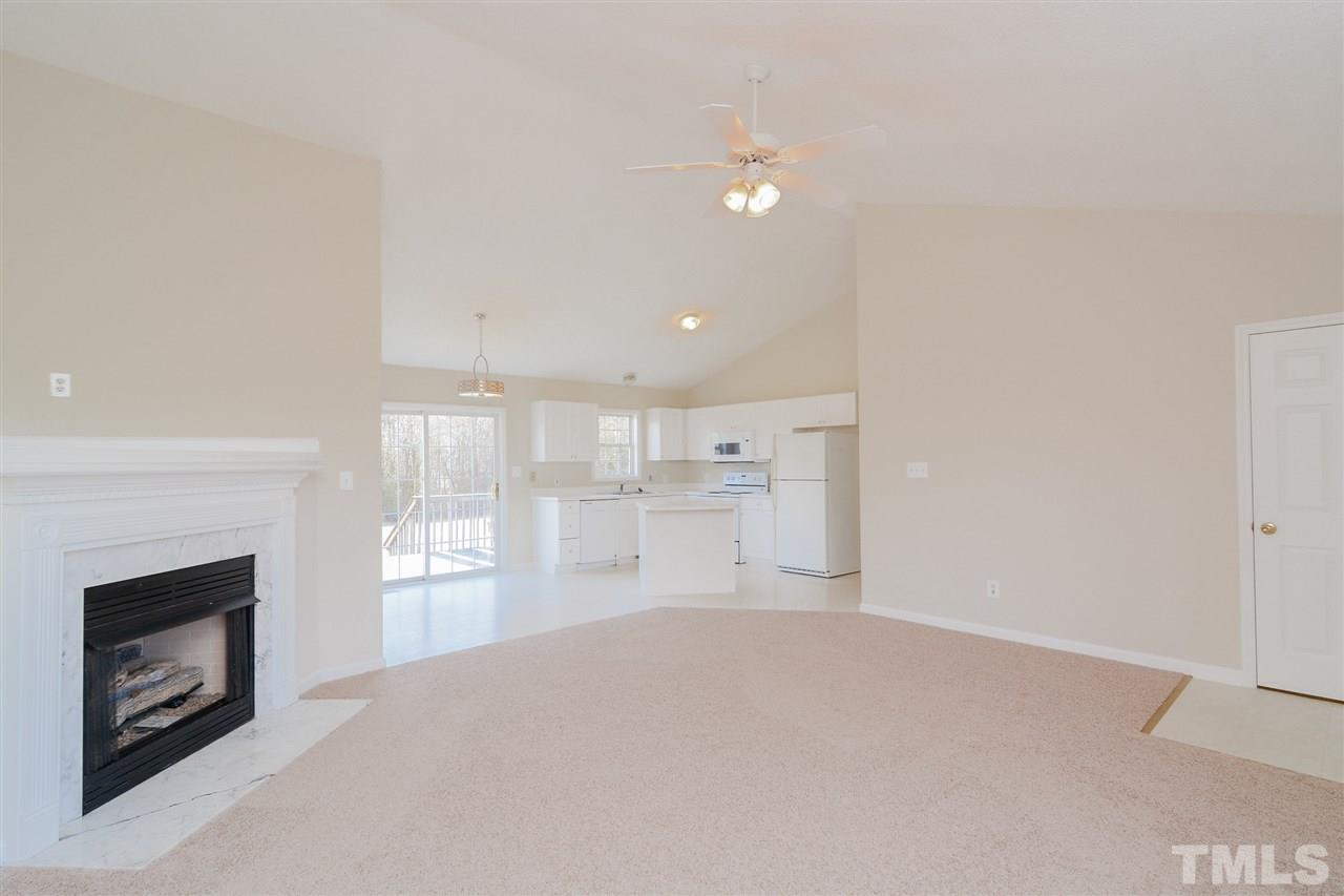 1009 Smith Road Smithfield, NC 27577 - Photo 10 of 25 Gallery Image 10