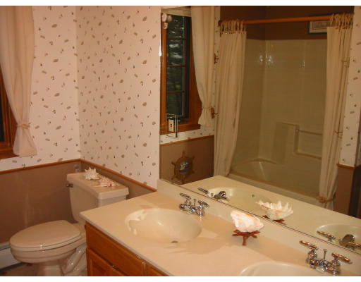 8 Bradish Farm Road Upton, MA 01568 - Photo 15 of 17 Gallery Image 15