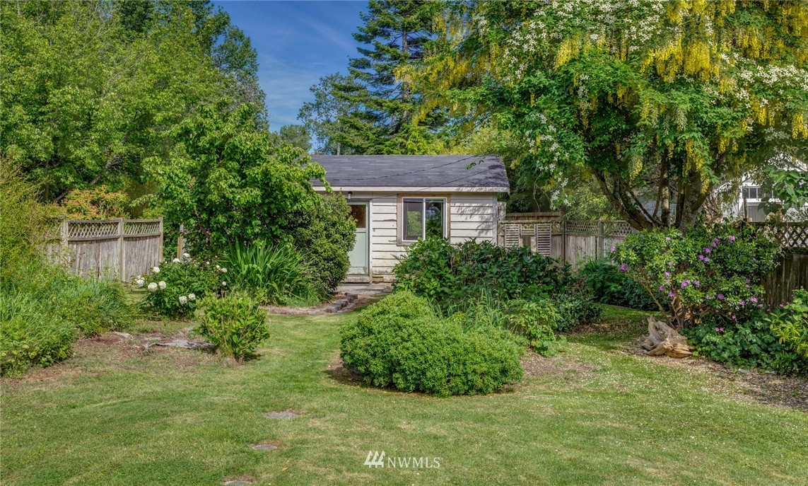 3341 Robertson Road Bellingham, WA 98226 - Photo 14 of 25 Gallery Image 14