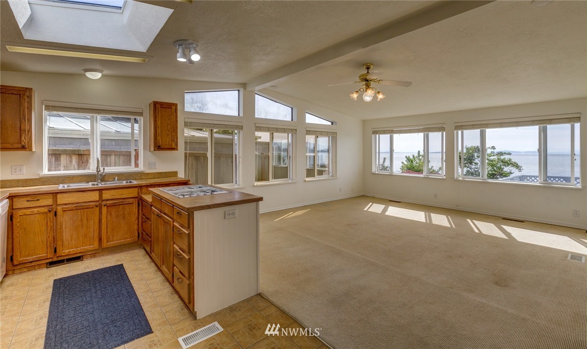 3341 Robertson Road Bellingham, WA 98226 - Photo 15 of 25 Gallery Image 15