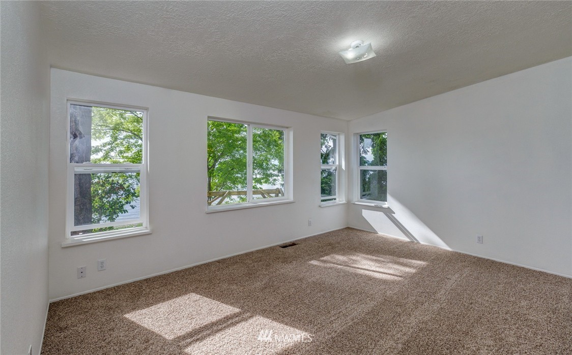 3341 Robertson Road Bellingham, WA 98226 - Photo 20 of 25 Gallery Image 20