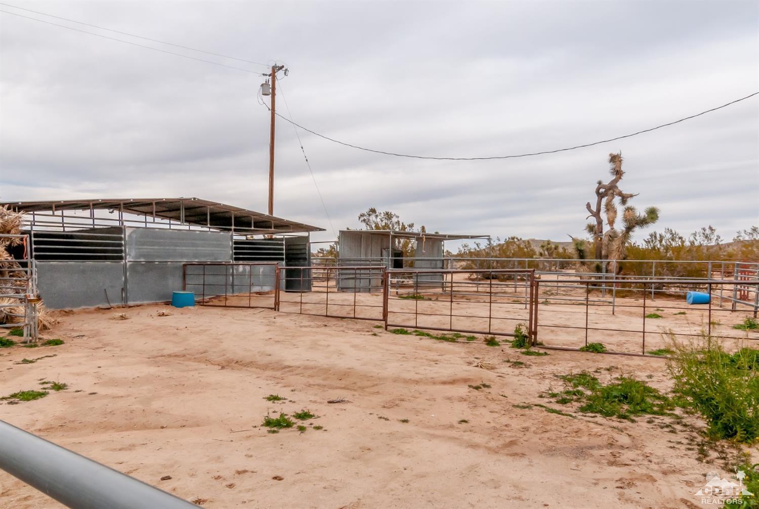 3290 Julcrest Road Yucca Valley, CA 92284 - Photo 12 of 20 a view of a terrace