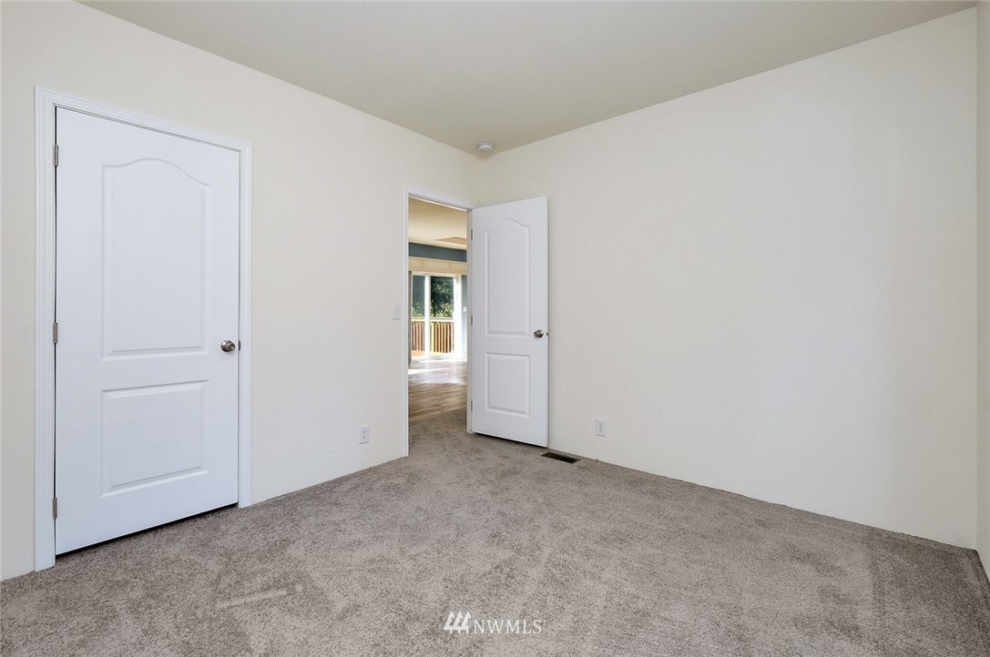 31 Southeast High Road Shelton, WA 98584 - Photo 12 of 39 Gallery Image 12