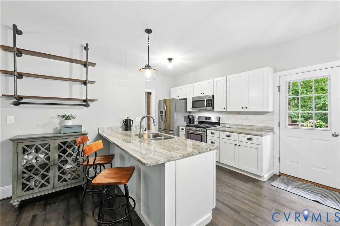 2986 Ballsville Road Powhatan, VA 23139 - Photo 29 of 43 Kitchen featuring appliances with stainless steel