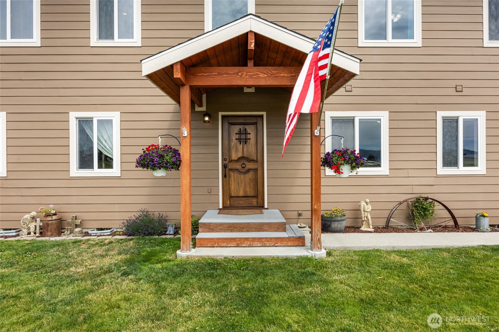 12 South Kirkpatrick Road Omak, WA 98841 - Photo 3 of 39