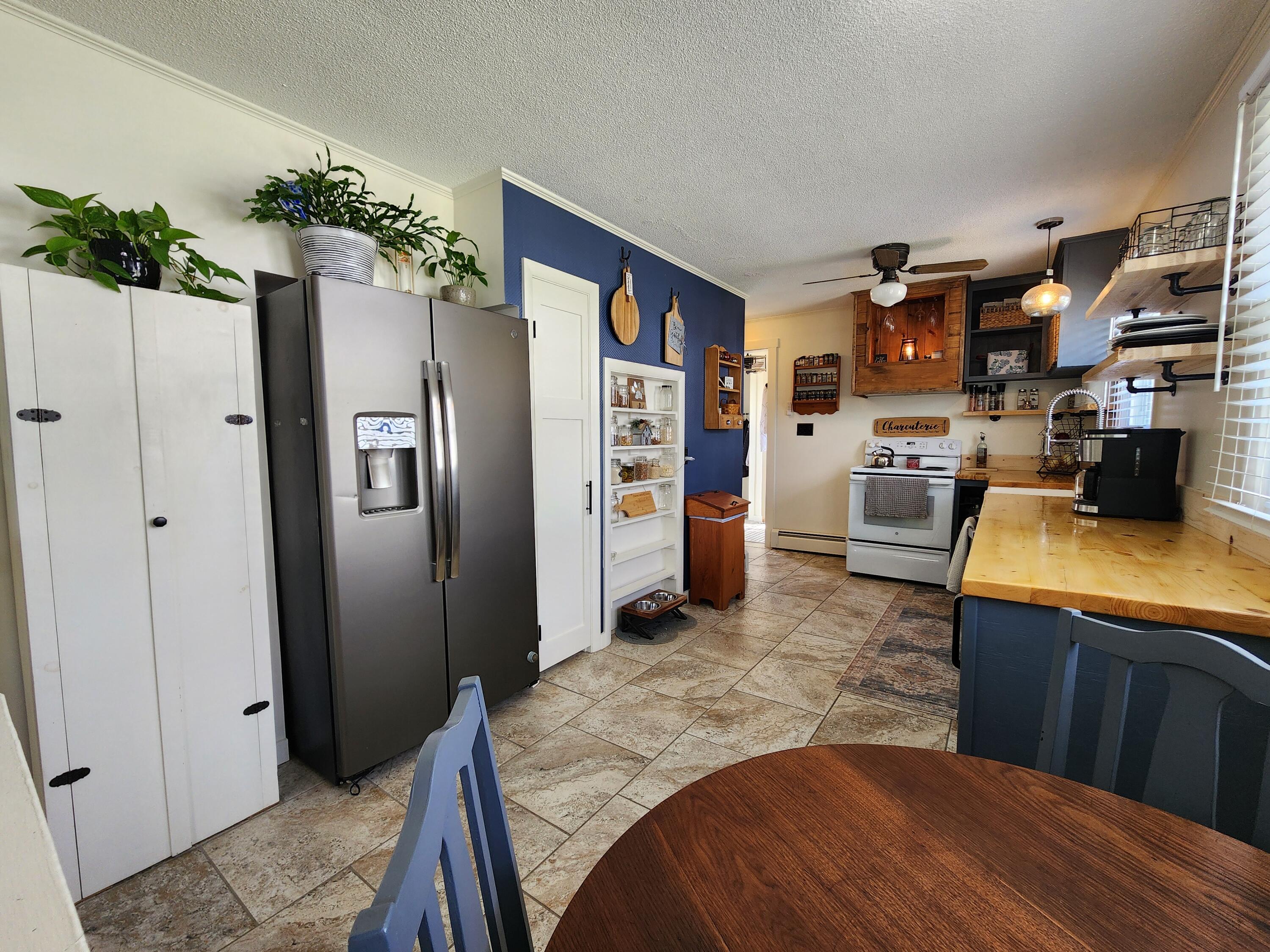 6 Mt Pleasant Street Waterville, ME 04901 - Photo 11 of 33 Kitchen