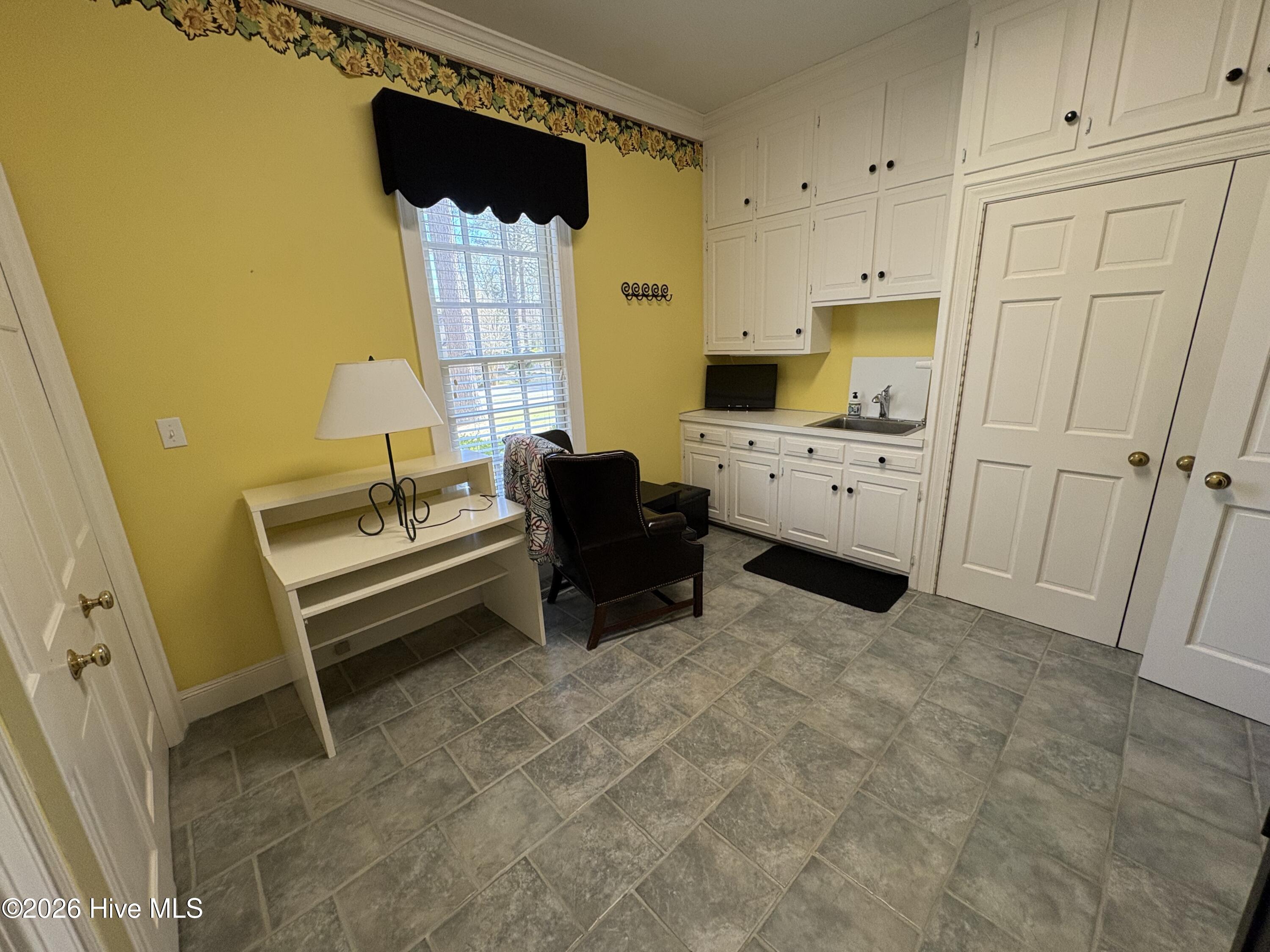 214 Alderson Road Washington, NC 27889 - Photo 18 of 49 Laundry room